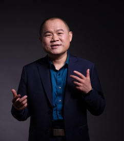 刘波先生 Mr Bob Liu